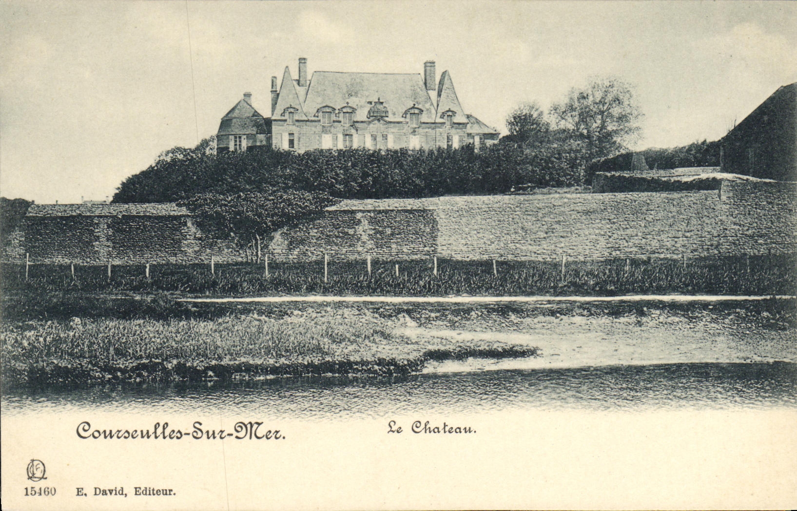 CPA Courseulles sur Mer Le Chateau 