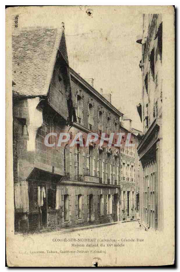 CPA Conde Sur Noireau Grand rue maison 