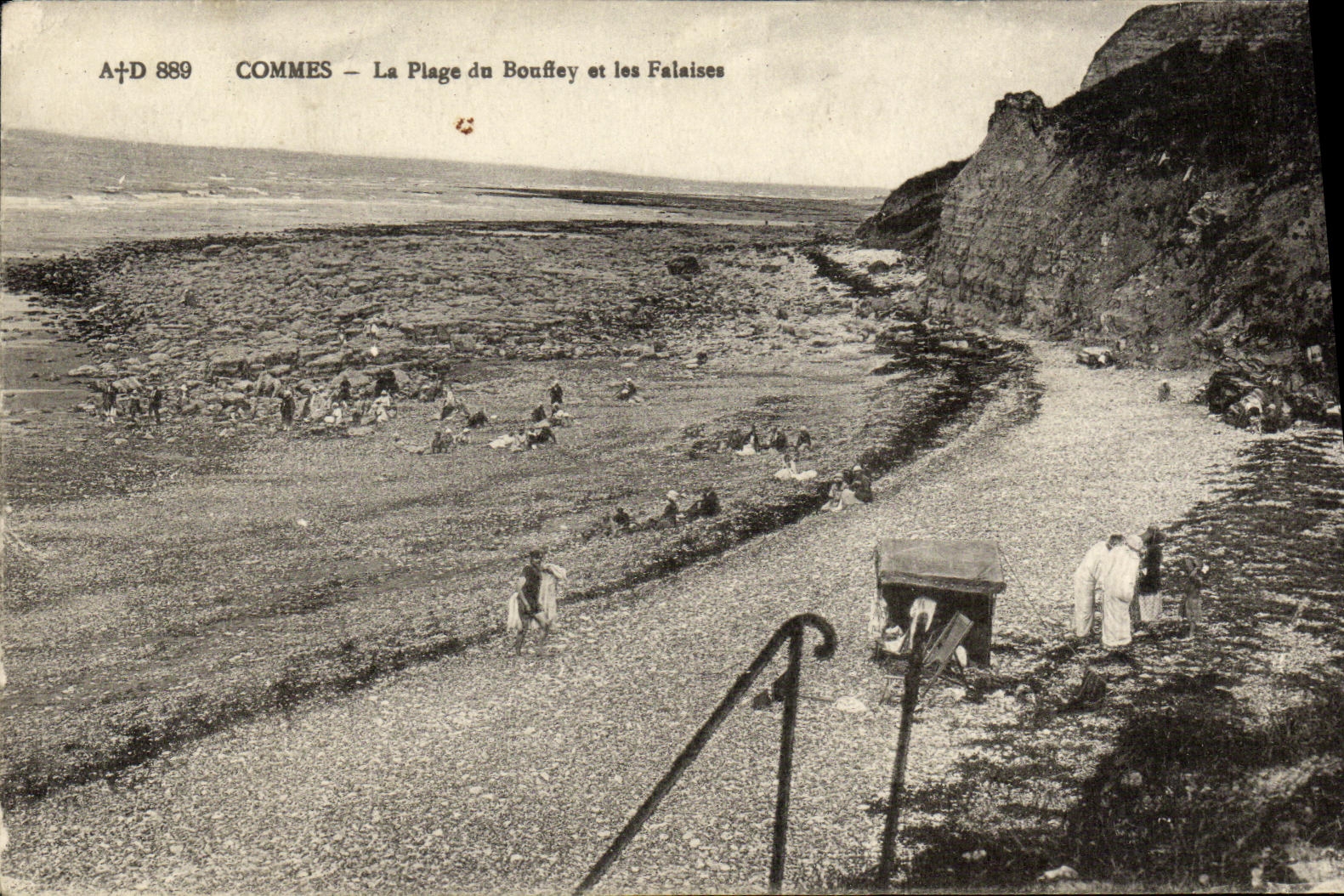Commes — La Plage du Bouffey et les Falaises — A+D 889