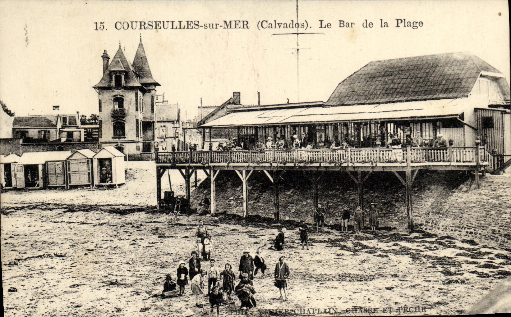 Courseulles-sur-Mer (Calvados) — Le Bar de la Plage — éditeur V. Chaplain, n°15