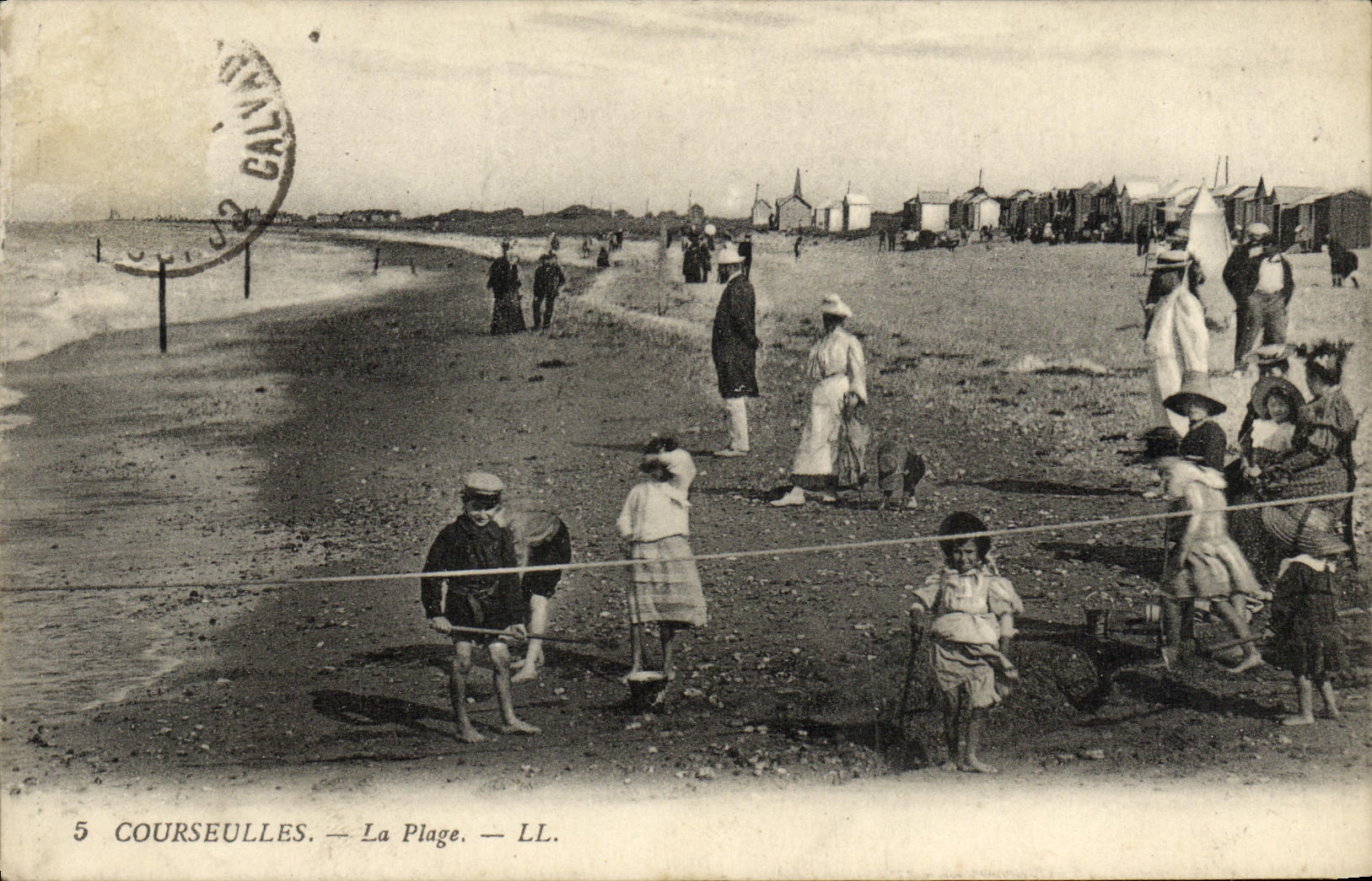 CPA Courseulles La Plage Enfants