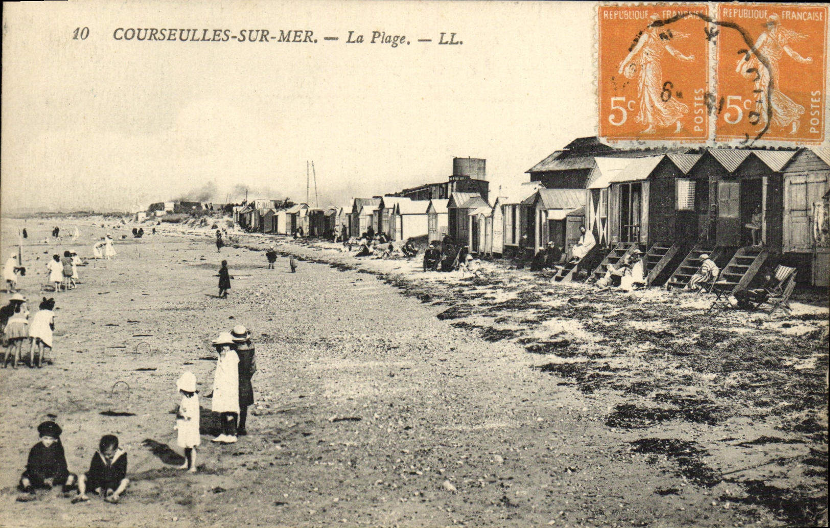 COURSEULLES-SUR-MER — Der Strand — LL. — Verlag LL.