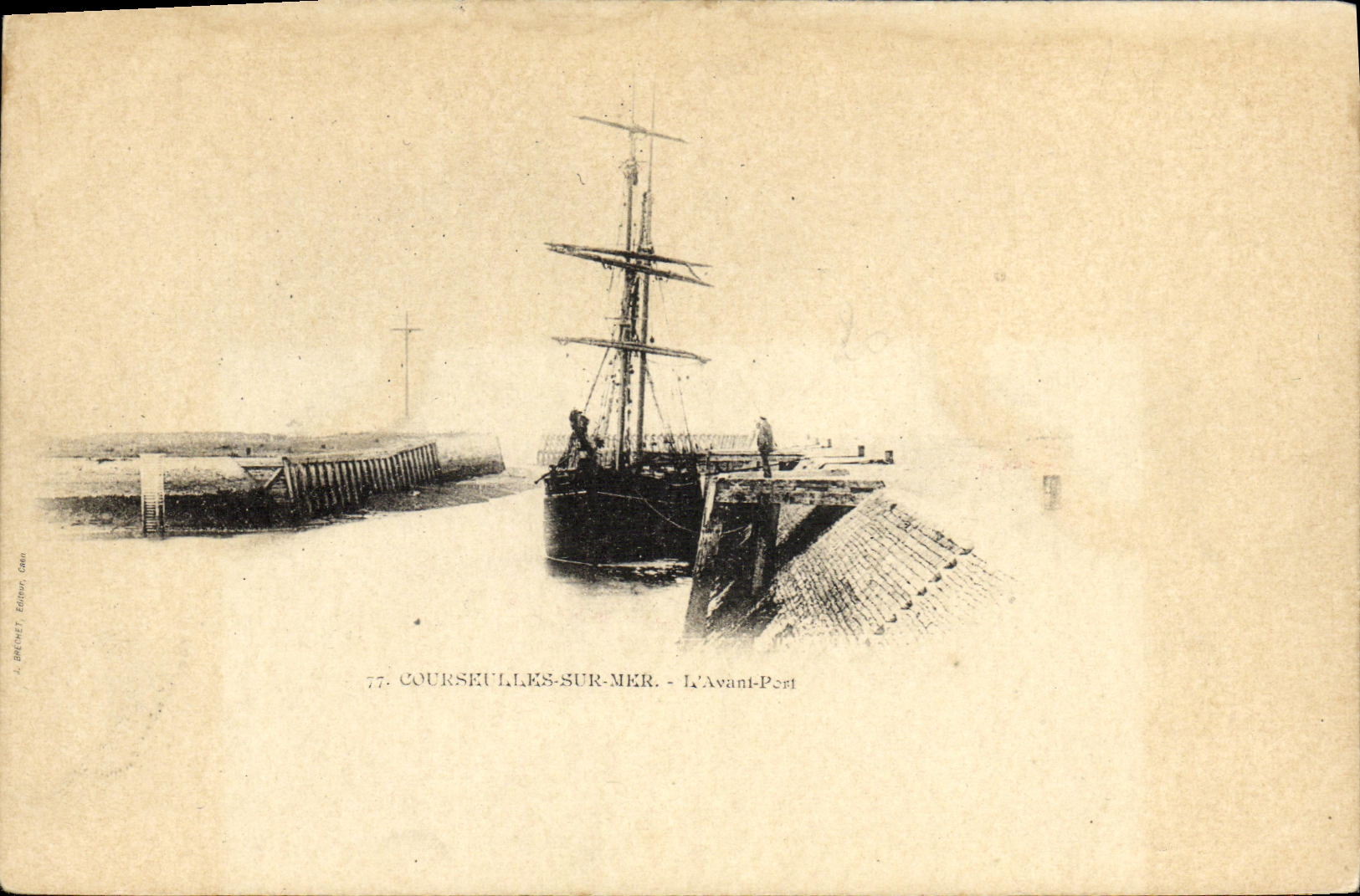 COURSEULLES-SUR-MER — L'Avant-Port — éditeur BERNET, n°77