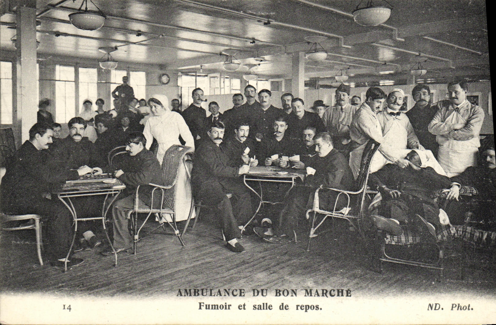 Ambulance du Bon Marché — Fumoir et salle de repos — ND. Phot. n°14