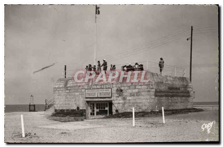 Courseulles-sur-Mer — Blockhaus, Place du 6 Juin — Éditions Gaby