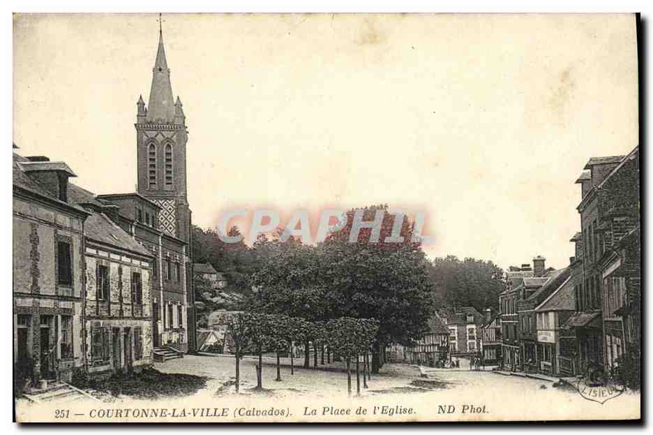 CPA Courtonne La Ville La Place de L Eglise