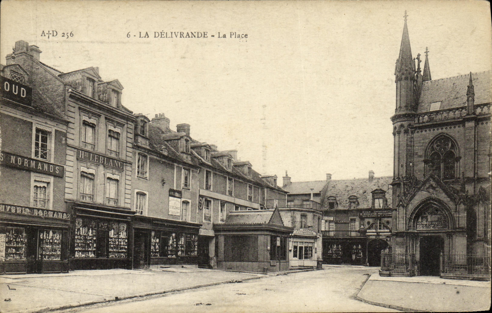 CPA La Delivrande La Place