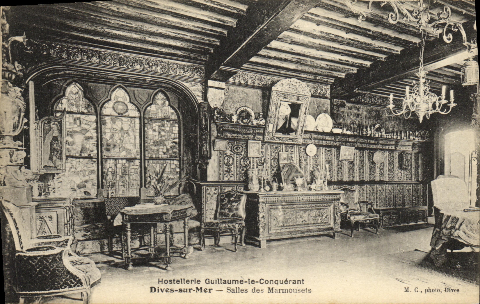 Salle des Marmoussets — Hostellerie Guillaume-le-Conquérant — Dives-sur-Mer