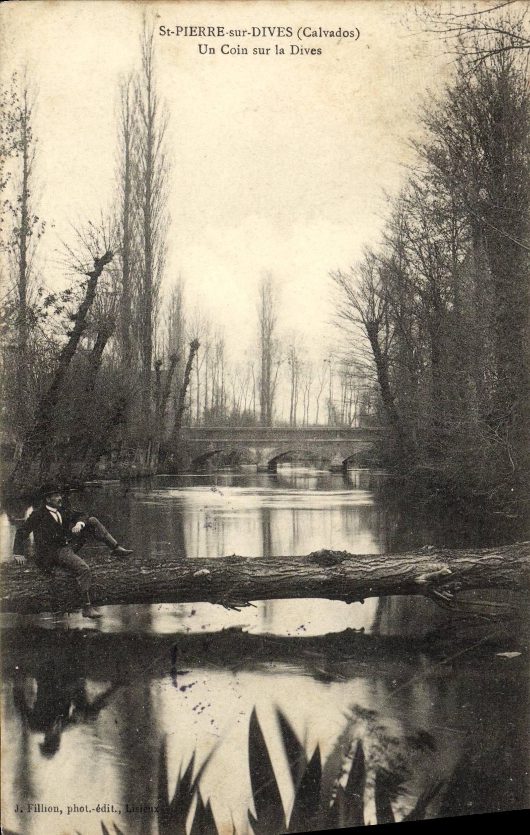 St-PIERRE-sur-DIVES (Calvados) — Un Coin sur la Dives — J. Fillion, phot.-édit., Listieux