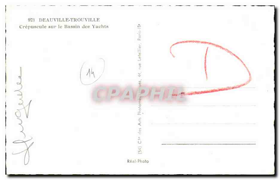 CPM Deauville Trouville Crepuscule sur le Bassin des Yachts Bateaux — Reverso