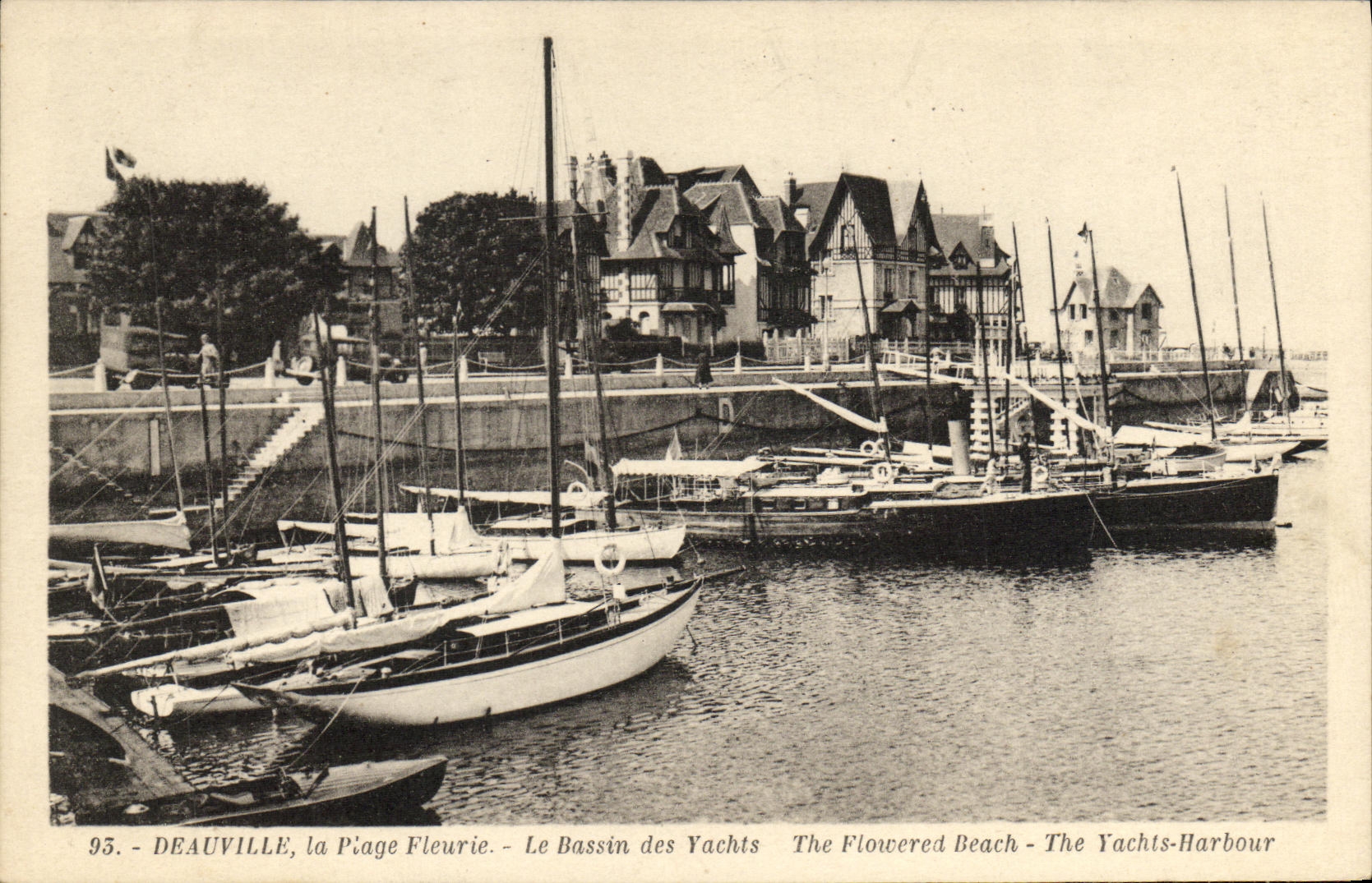 Deauville, la Plage Fleurie — Le Bassin des Yachts — éditeur La Cigogne, n° 95