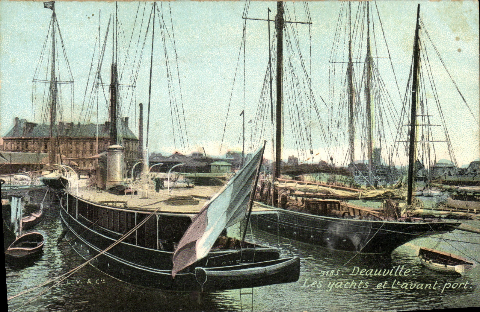 Les yachts et l'avant-port — Deauville — I.V. & Cie
