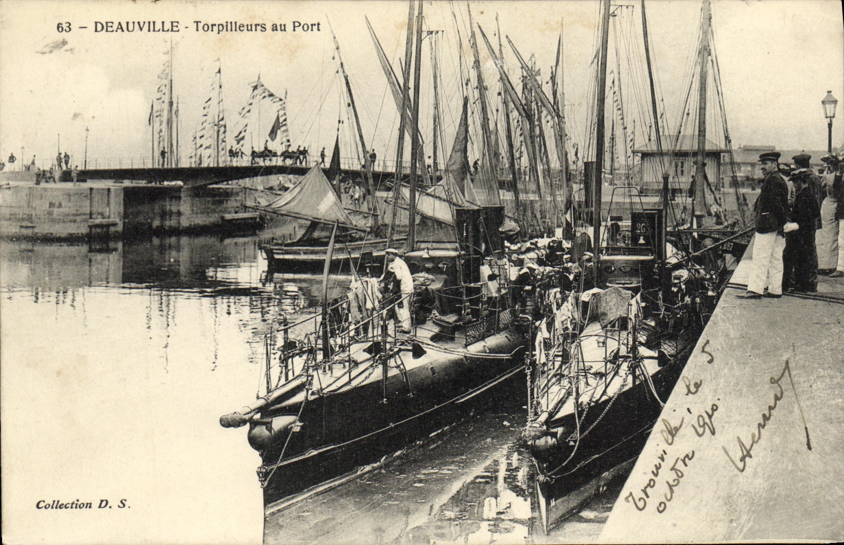 Deauville - Torpedo Boats at the Port — Collection D.S. — n°63