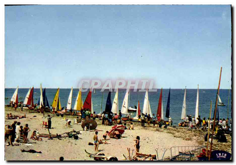 Deauville - Trouville — Arrival of a Sailing Race — Lumicap