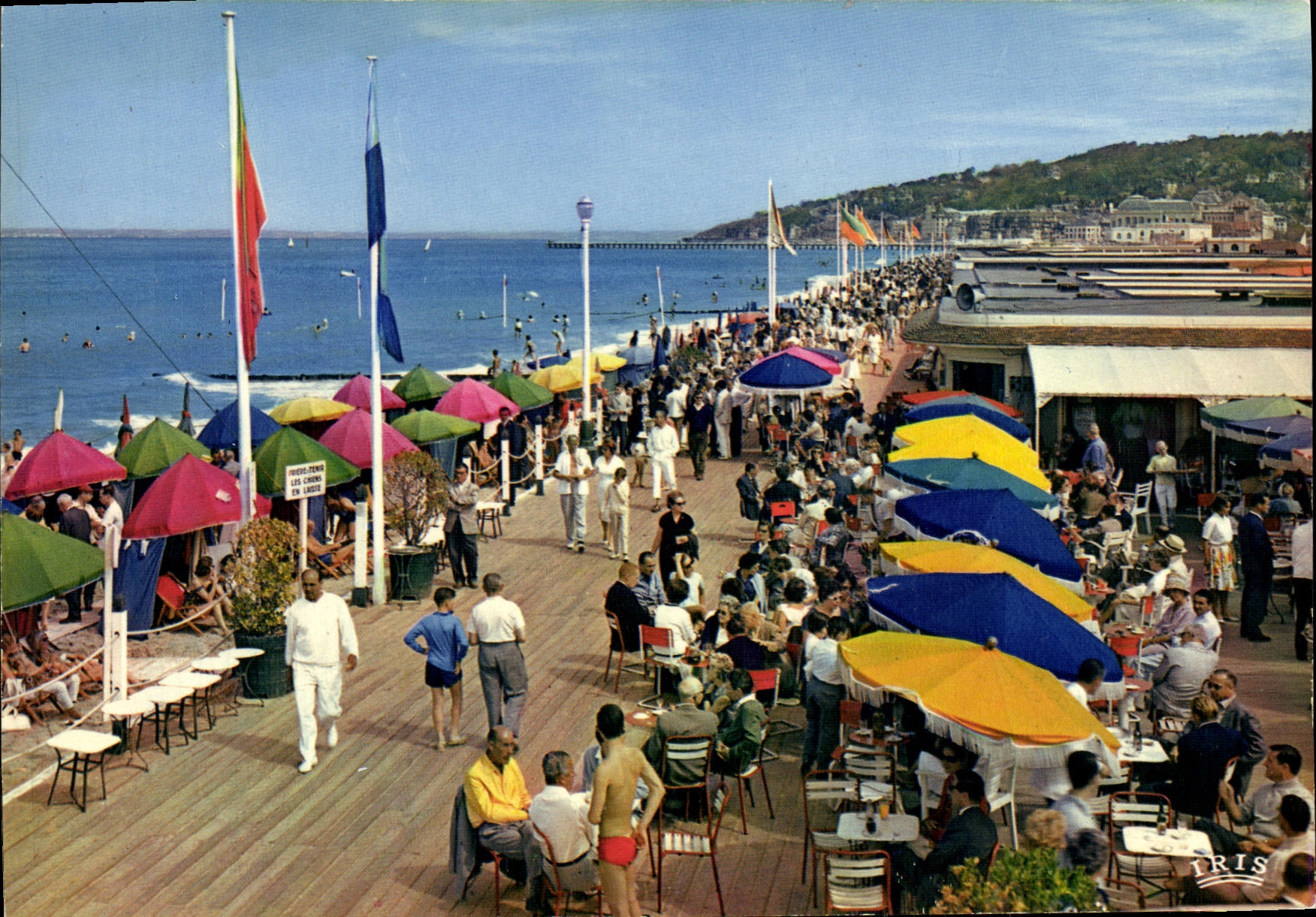 Deauville - Le Bar du Soleil et les Planches — Lumicap, n° 2432