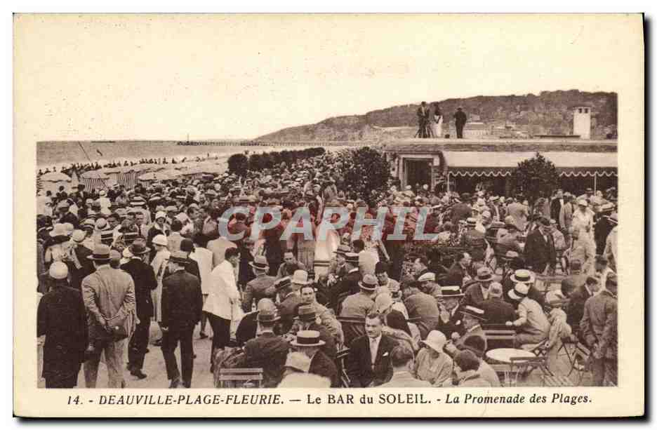 Deauville-Plage-Fleurie — Der BAR des SONNENS — Die Promenade des Plages