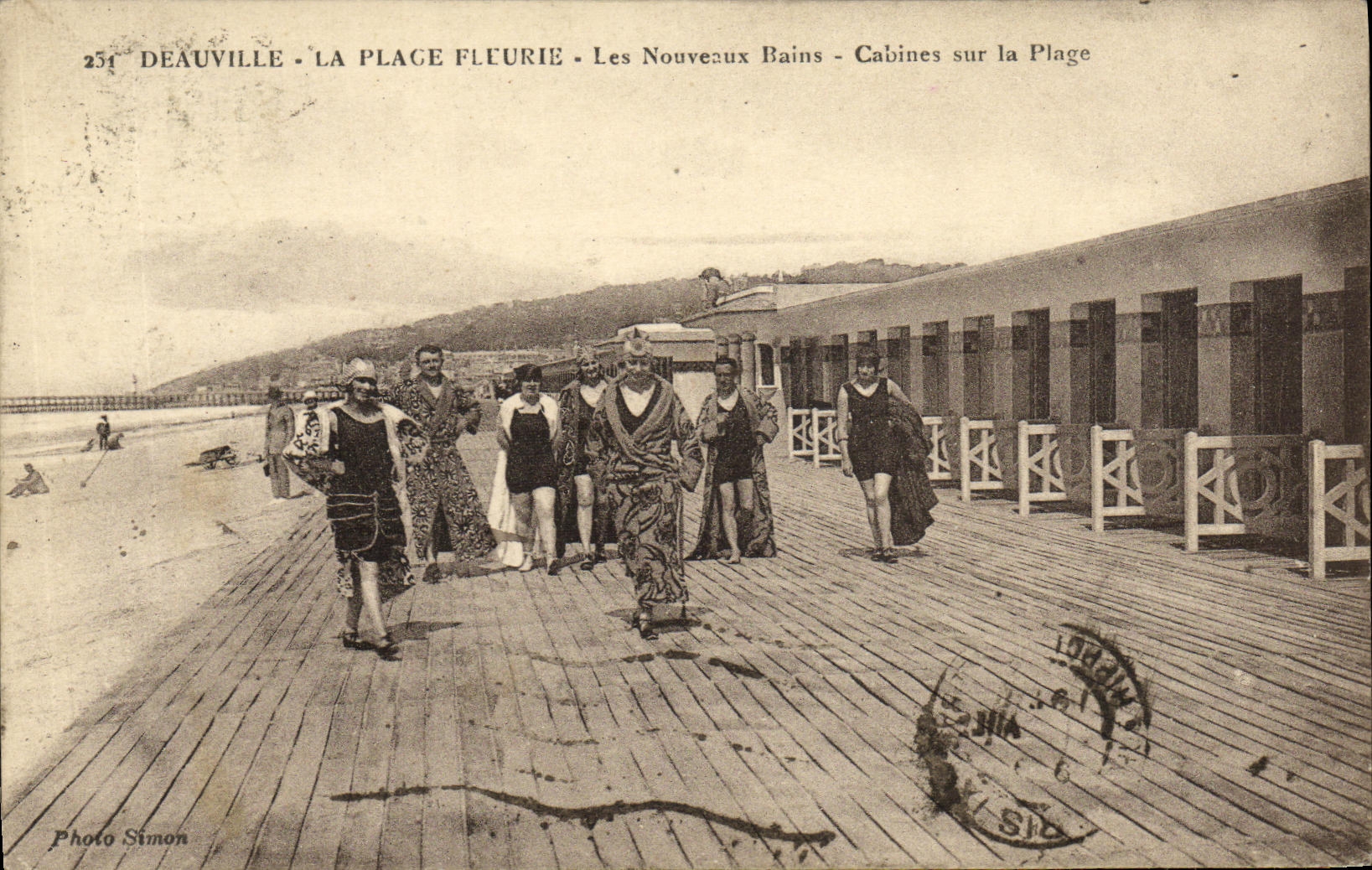 Deauville - The Flowering Beach - The New Baths - Cabins on the Beach — Photo Simon, n°254