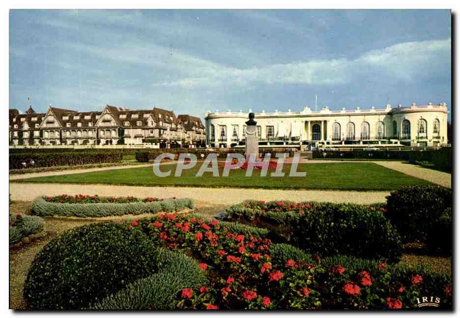 Deauville - Trouville (14) — Das Casino de Deauville und das Normandy-Hôtel — IRIS