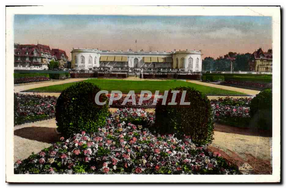 CPA Deauville Plage Fleurie Le Casino et le Normandy