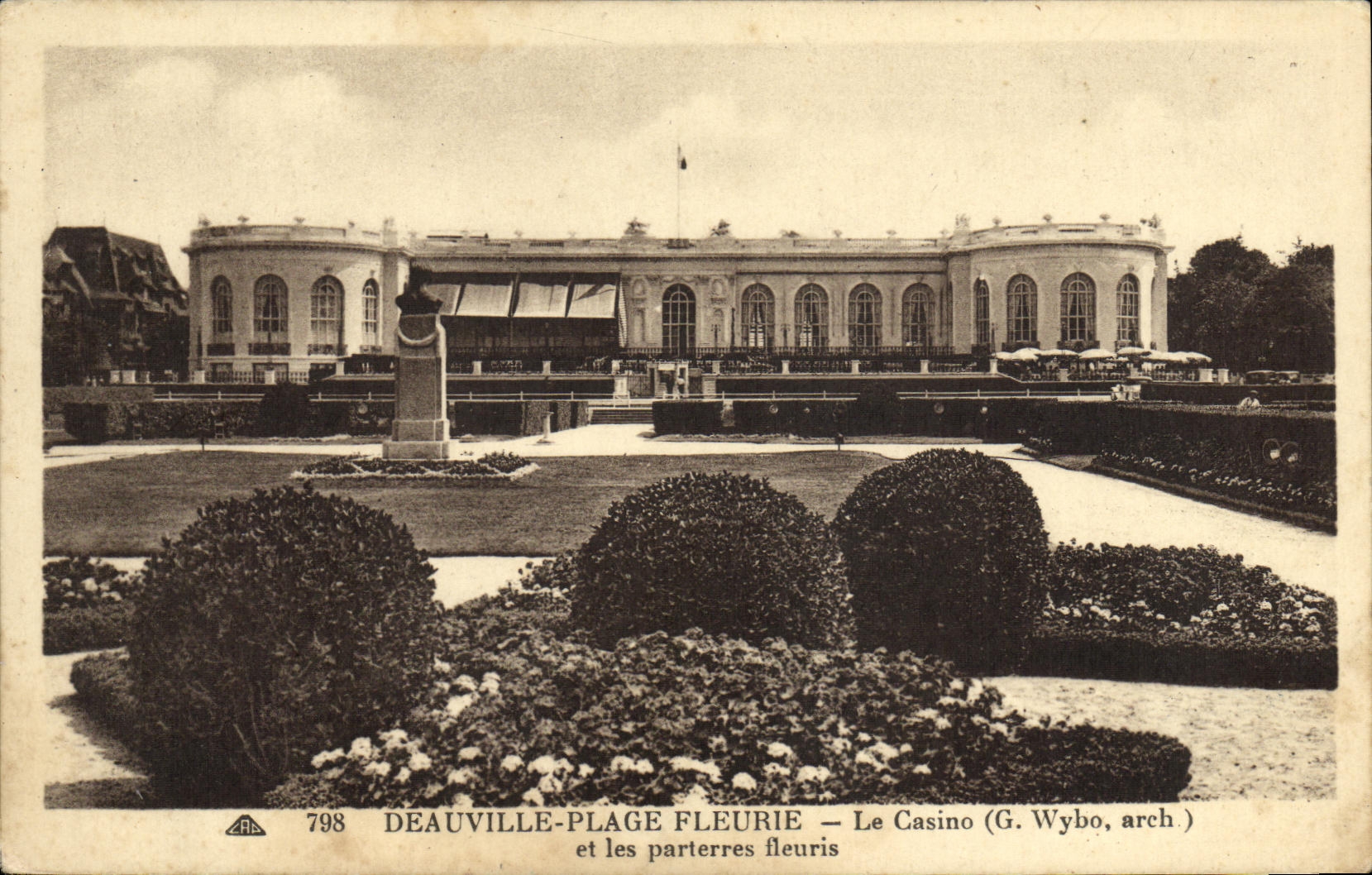 Deauville-Plage Fleurie — The Casino (G. Wybo, architect) and flower beds
