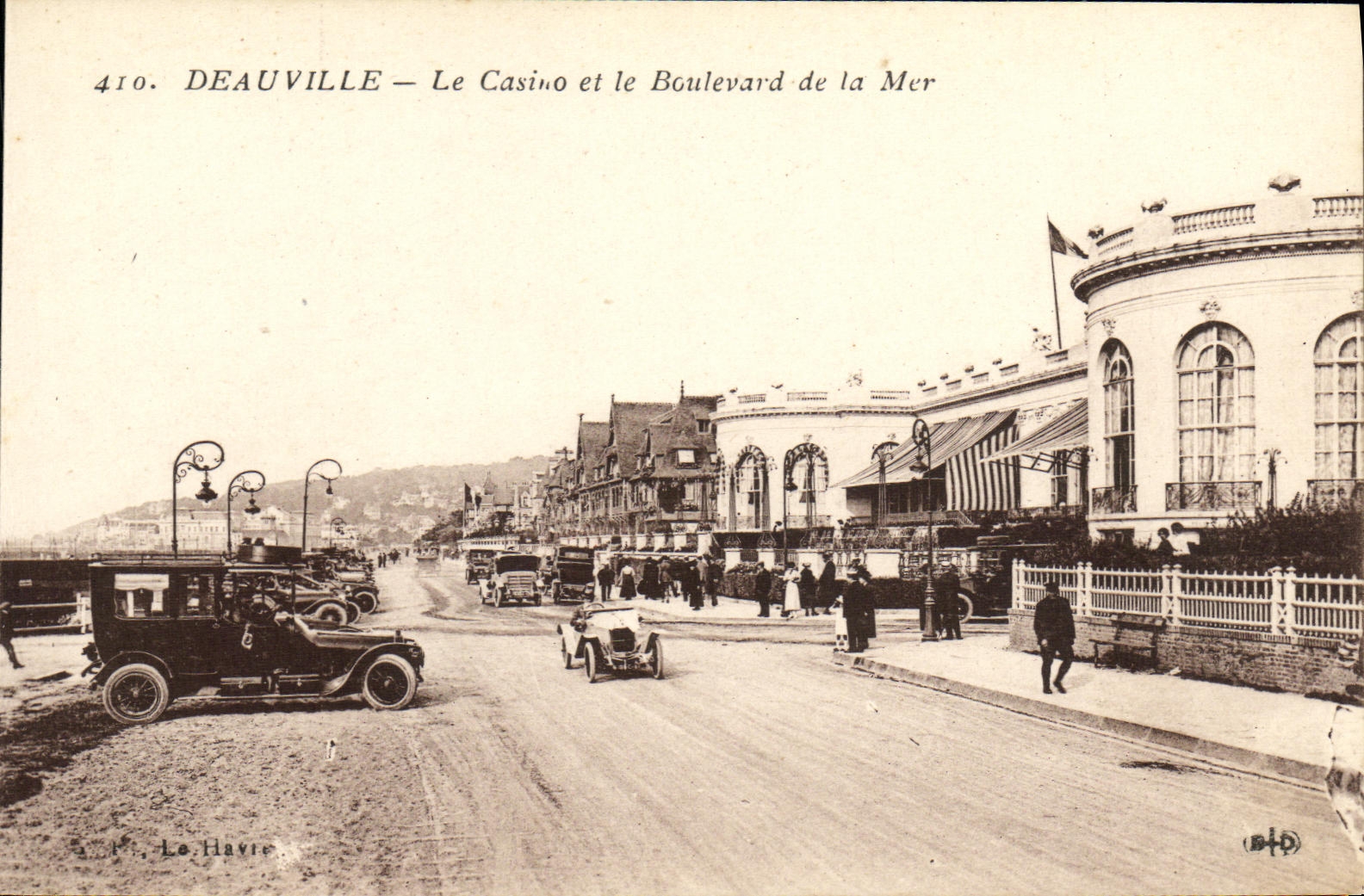Deauville — Le Casino et le Boulevard de la Mer — Le Havre, n° 410