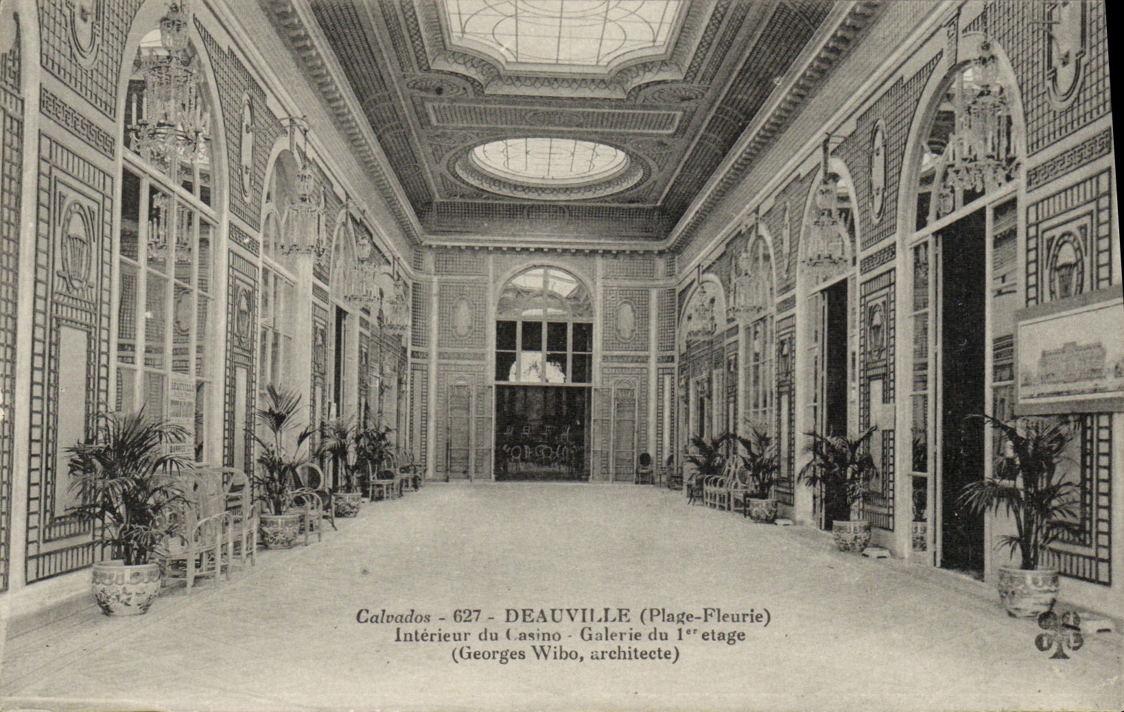 Intérieur du Casino - Galerie du 1er étage — Deauville (Plage-Fleurie) — Georges Wibo, architecte