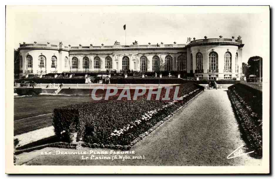 Deauville - Blütenplatz — Das Casino — (G. Wybo, arch.)
