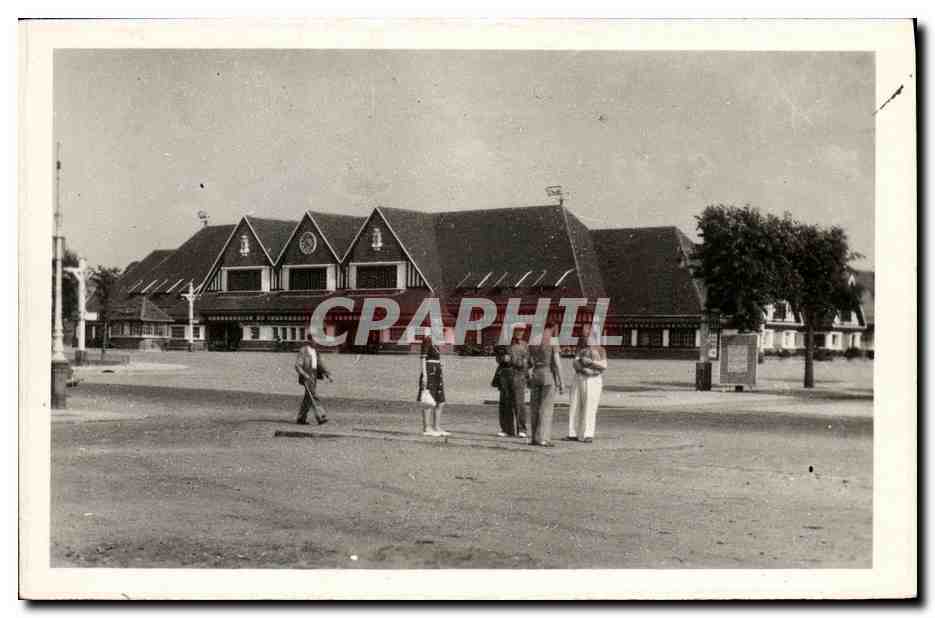 Deauville — La gare — Éditions Clarifontaine