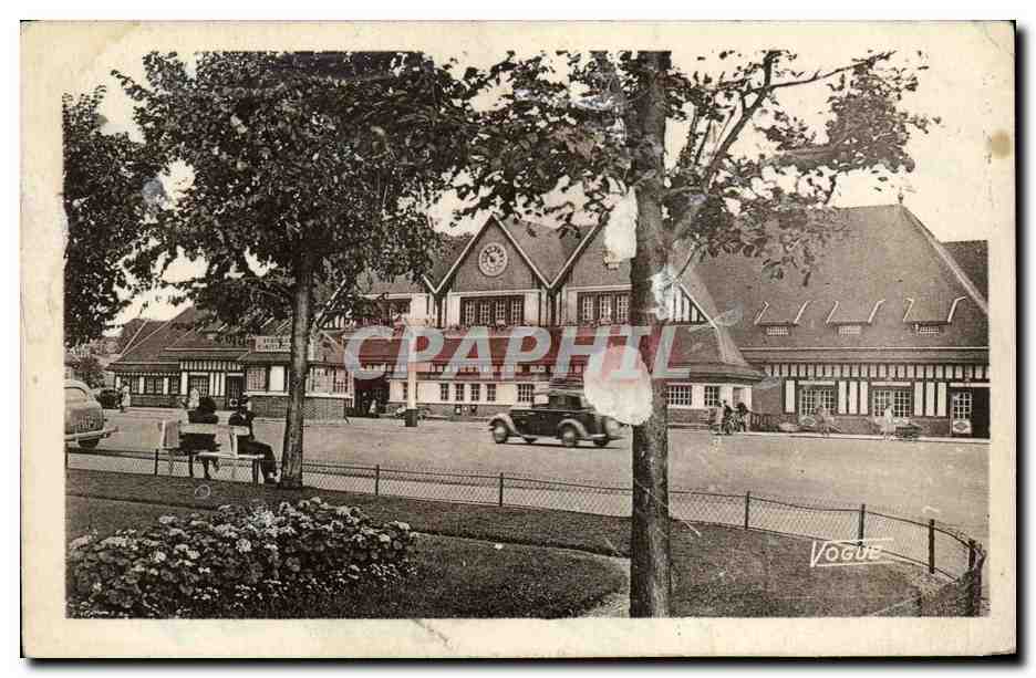 CPA Deauville la Plage Fleurie La Gare