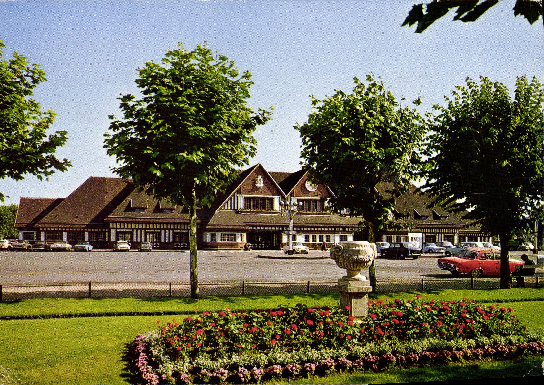 Deauville (Calvados) — La Gare — Éditions Naturelles