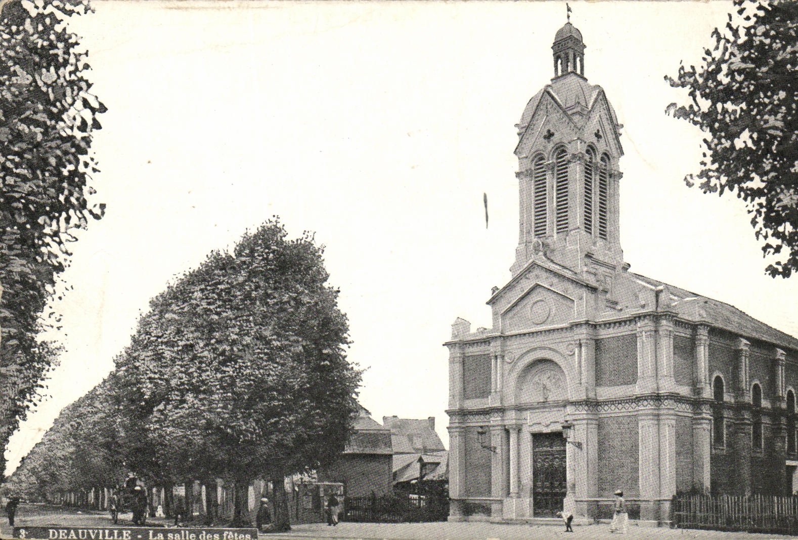 Deauville - La salle des fêtes — éditeur Aqua-Photo L.V. & Cie, n°8