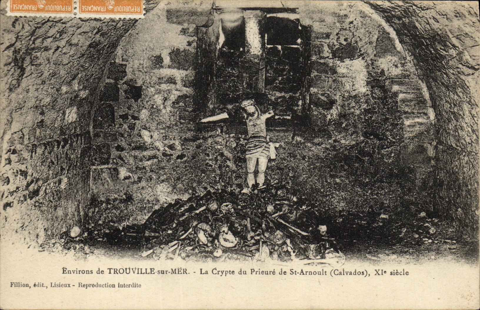 Environ de TROUVILLE-sur-MER - La Crypte du Prieuré de St-Arnoult (Calvados), XIe siècle — Fillion, édit., Lisieux