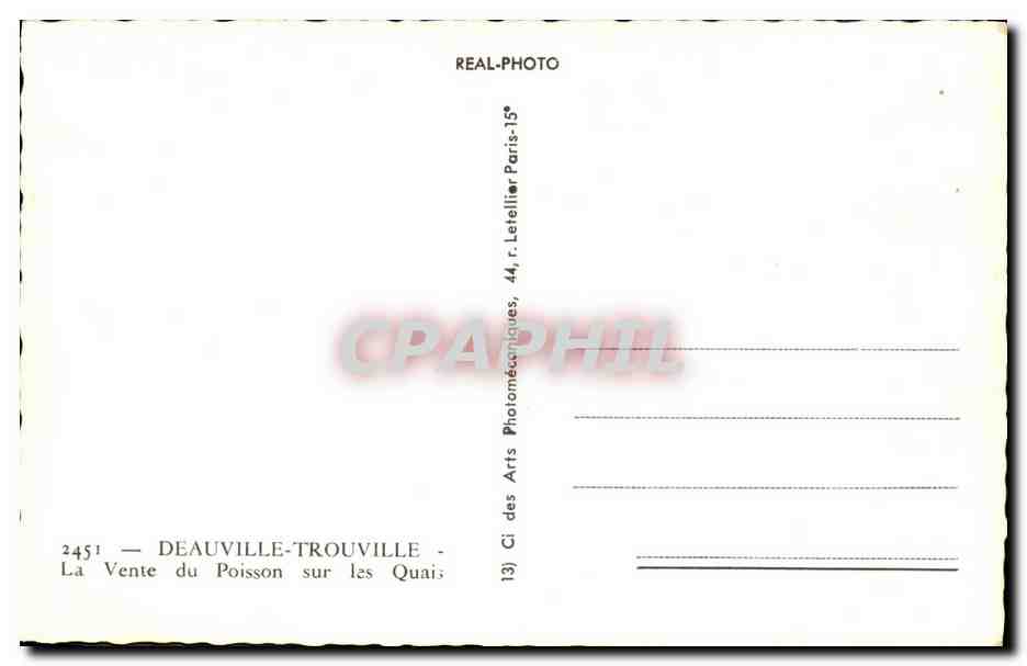 Deauville-Trouville — Die Fischverkauf auf den Kais — REAL-PHOTO — Rückseite