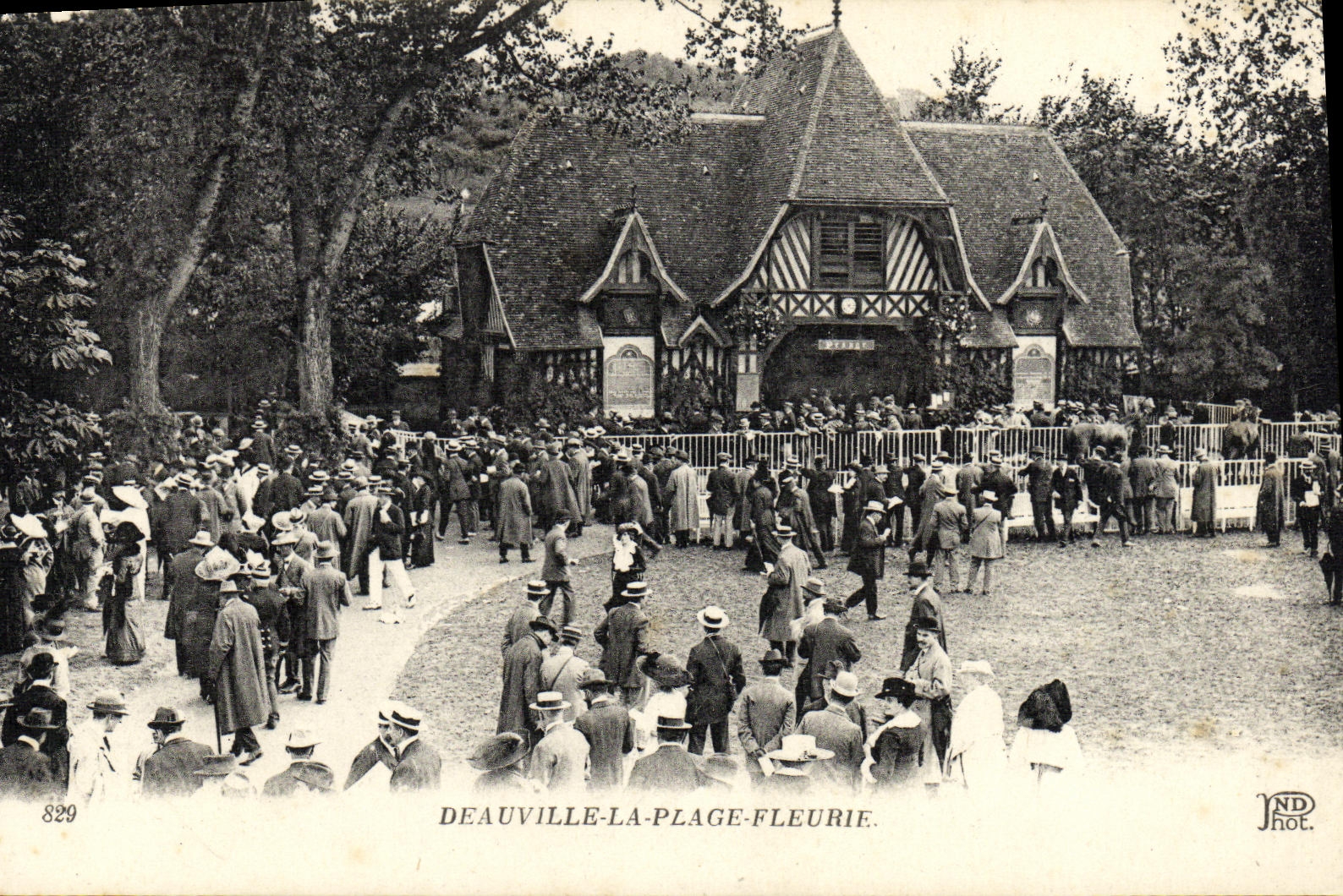 Deauville-La-Plage-Fleurie — Festival oder öffentliches Ereignis — JND Hot.