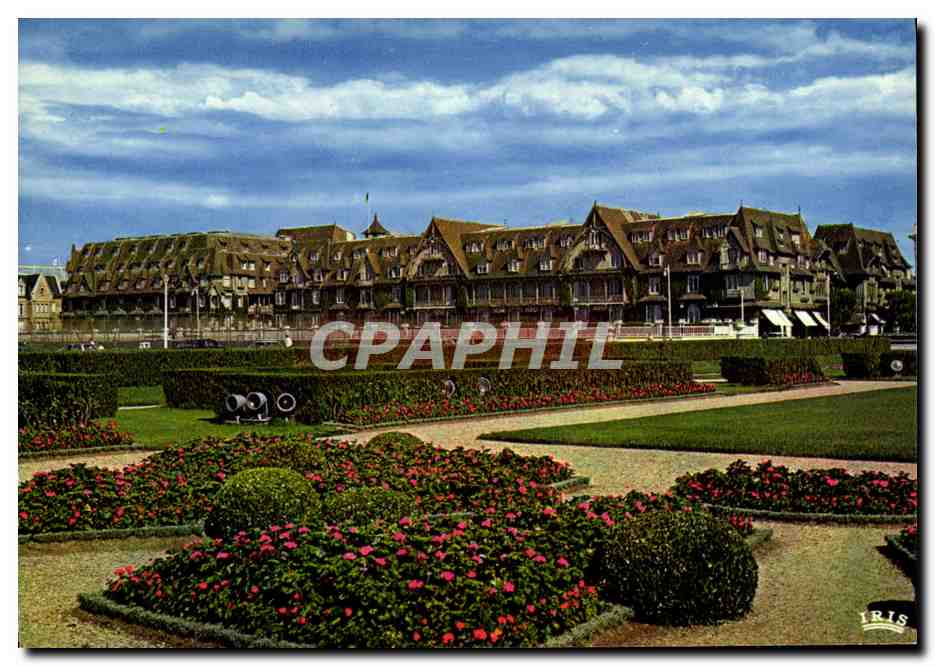 Deauville - Trouville (Calvados) — Le Normandy Hôtel (style normand) — IRIS, n° 140164