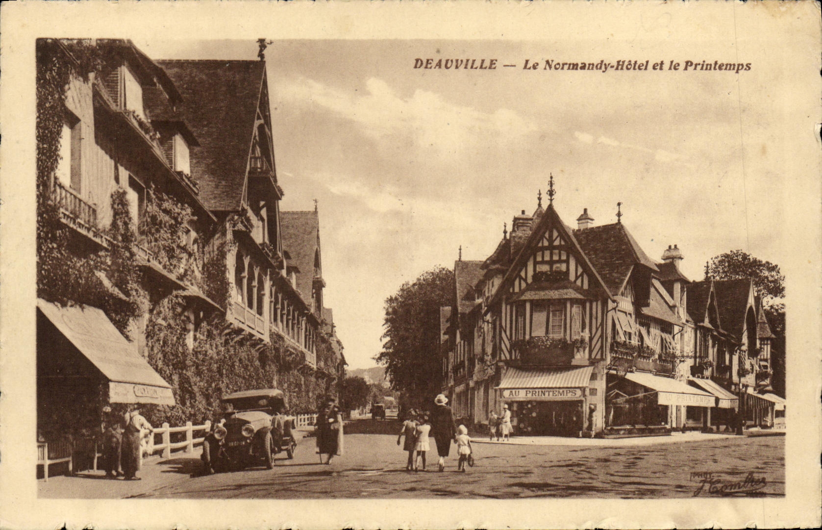 Deauville — Ansicht des Normandy-Hotels und der Boutique Printemps — Louis Florentin