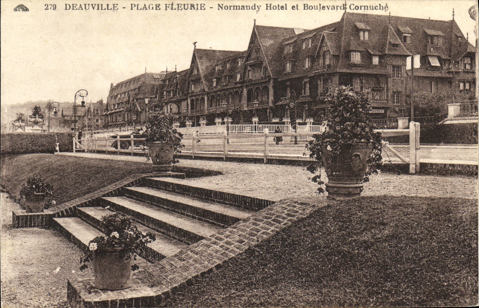 Deauville - Flower Beach - Normandy Hotel and Boulevard Cornuché