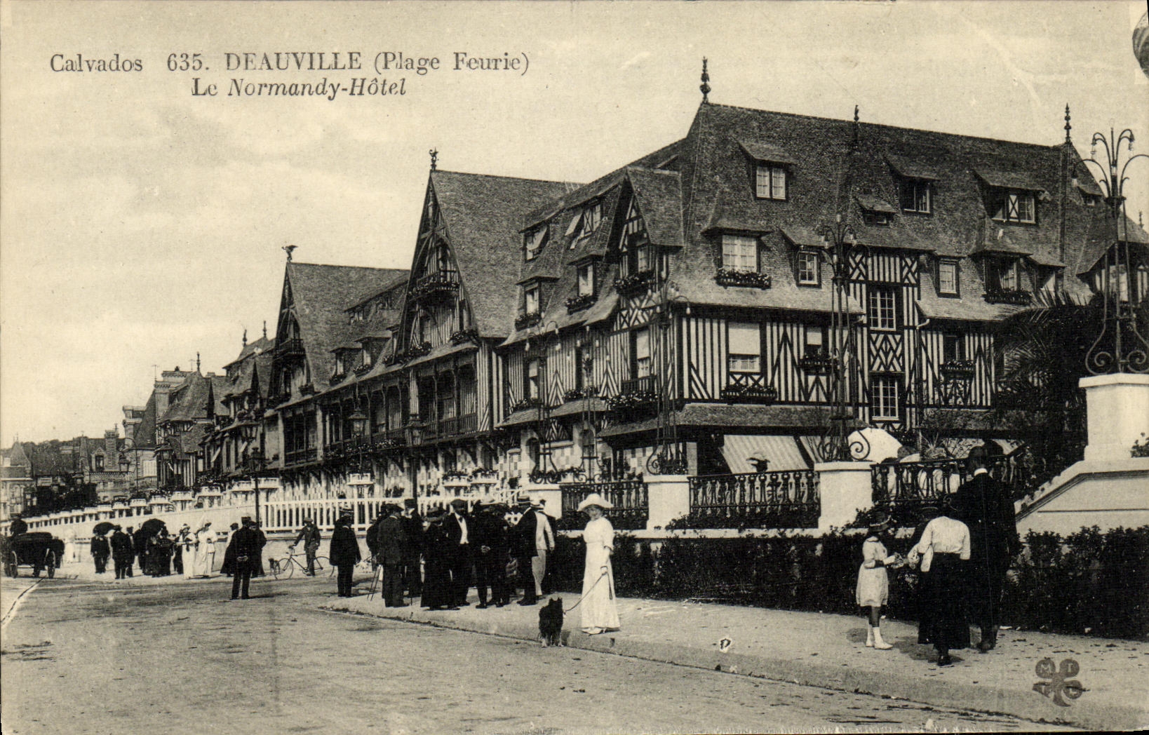 Deauville (Plage Feurrie) — Das Normandy-Hotel — Calvados 635