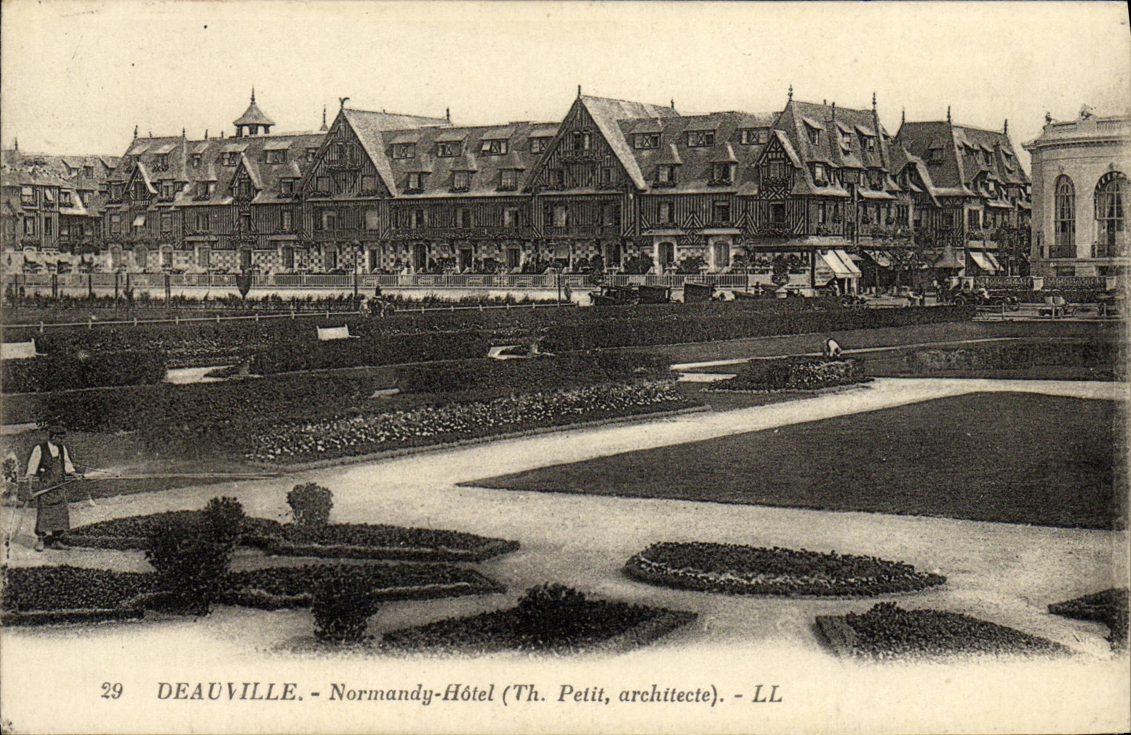 Deauville - Normandy-Hotel (Th. Petit, Architekt) - LL