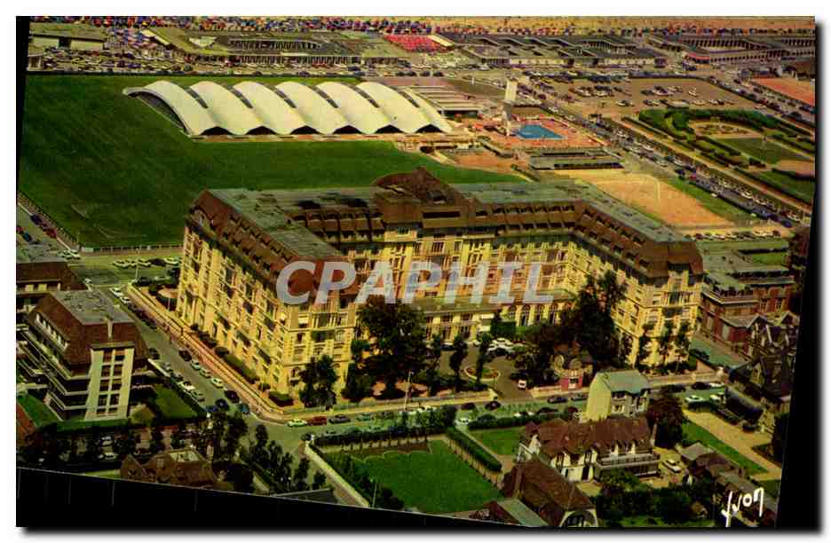 Deauville — Le Royal und der Pool — Art Editions Jv'on