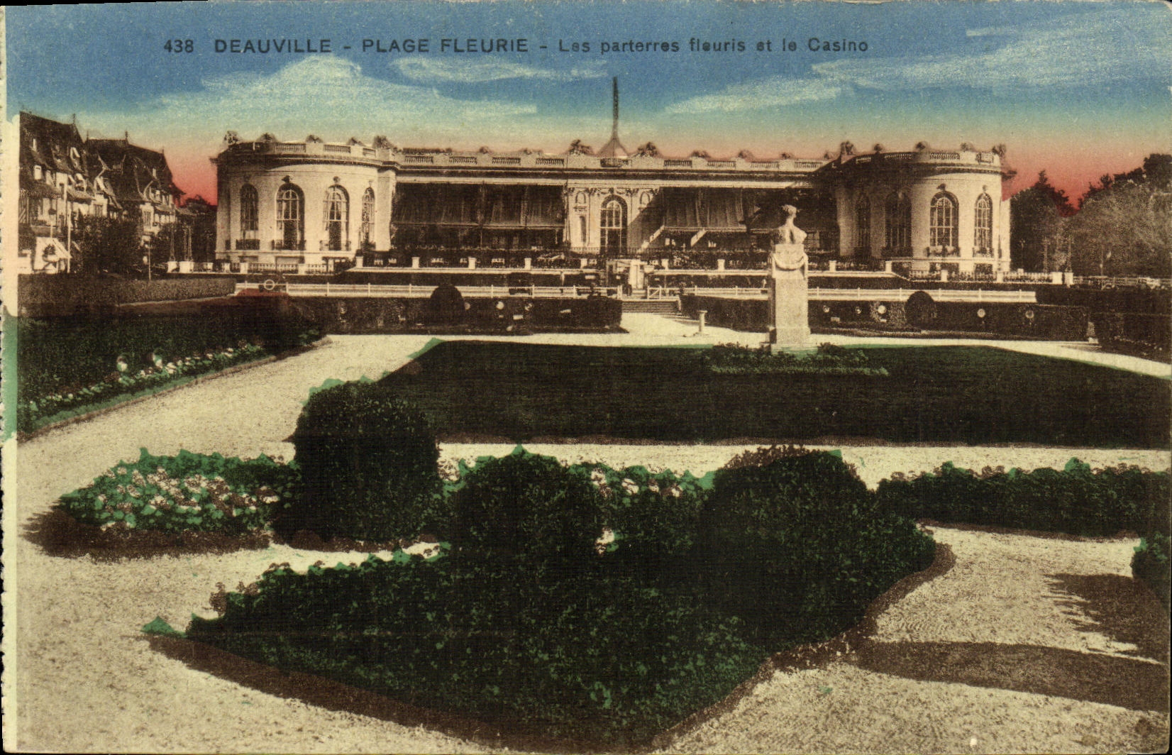 Deauville - Blühende Strände - Die Blumenbeete und das Casino