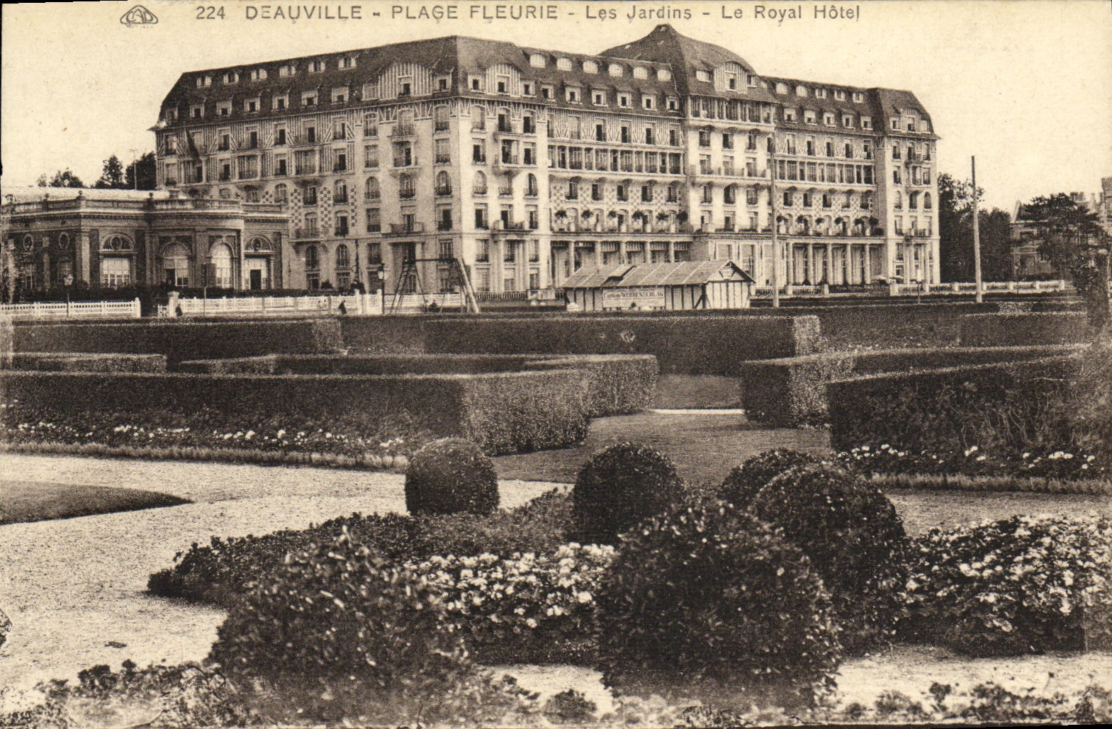 Deauville - Plage Fleurie - Les Jardins - Le Royal Hôtel