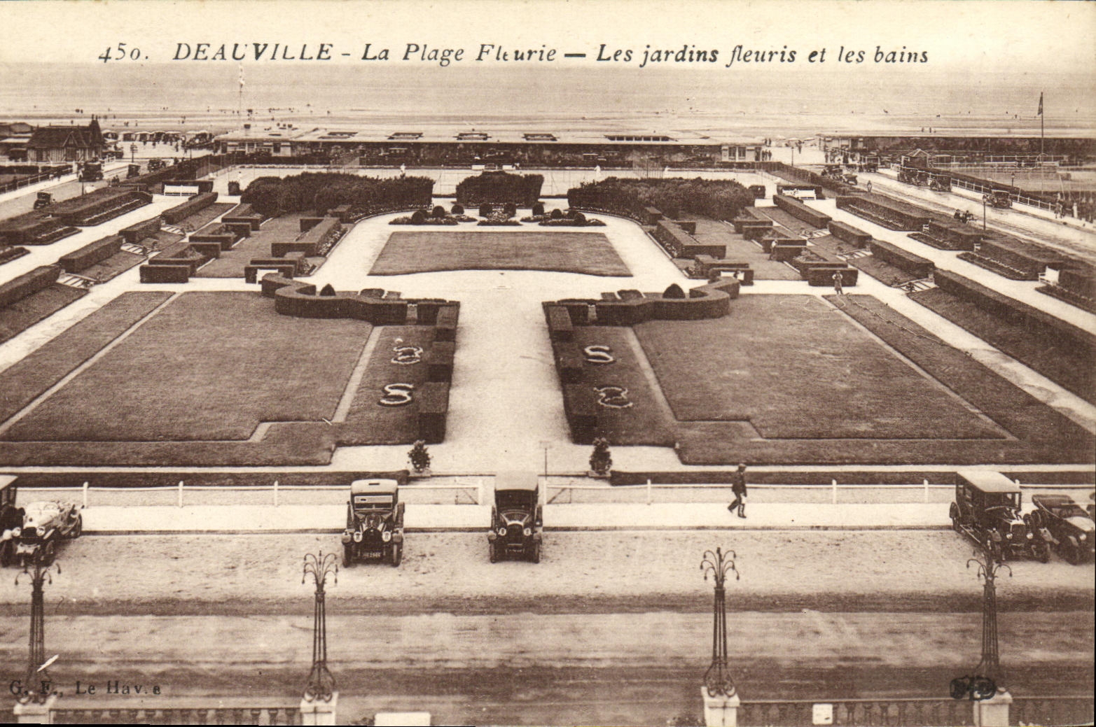Deauville - La Plage Fleurie — Les jardins fleuris et les bains