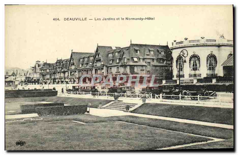 Deauville — Les Jardins et le Normandy-Hôtel — Deauville