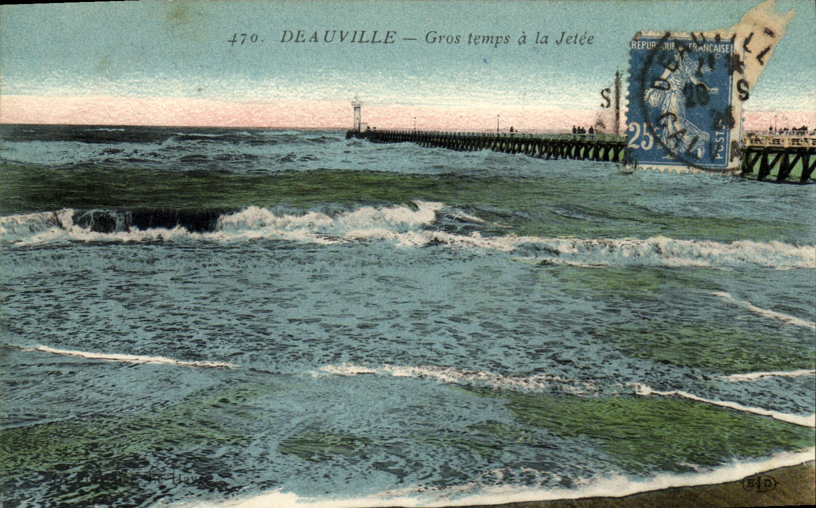 Deauville — Gros temps à la Jetée — Éditeur La Haupe, n° 470