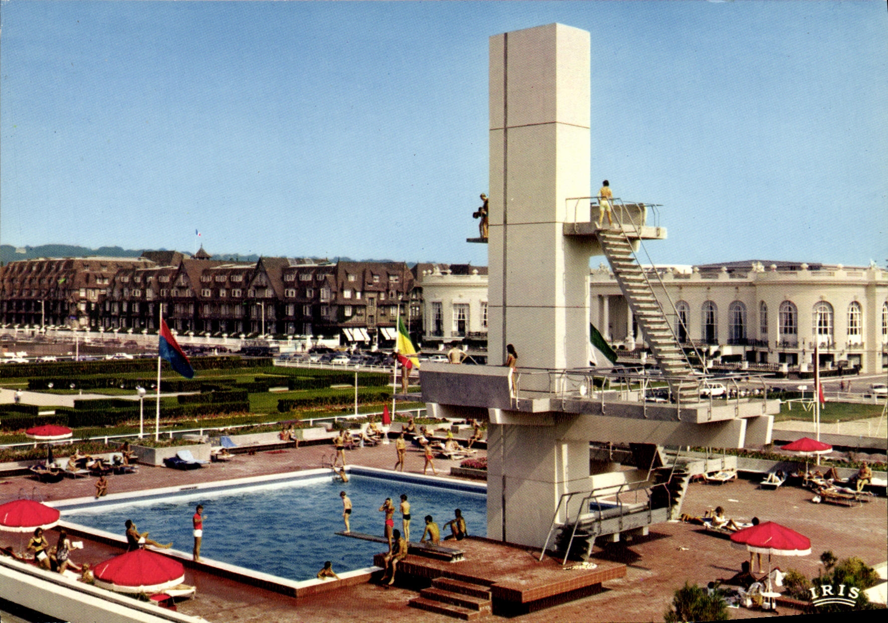 CPM Deauville Trouville La Piscine Olympique 