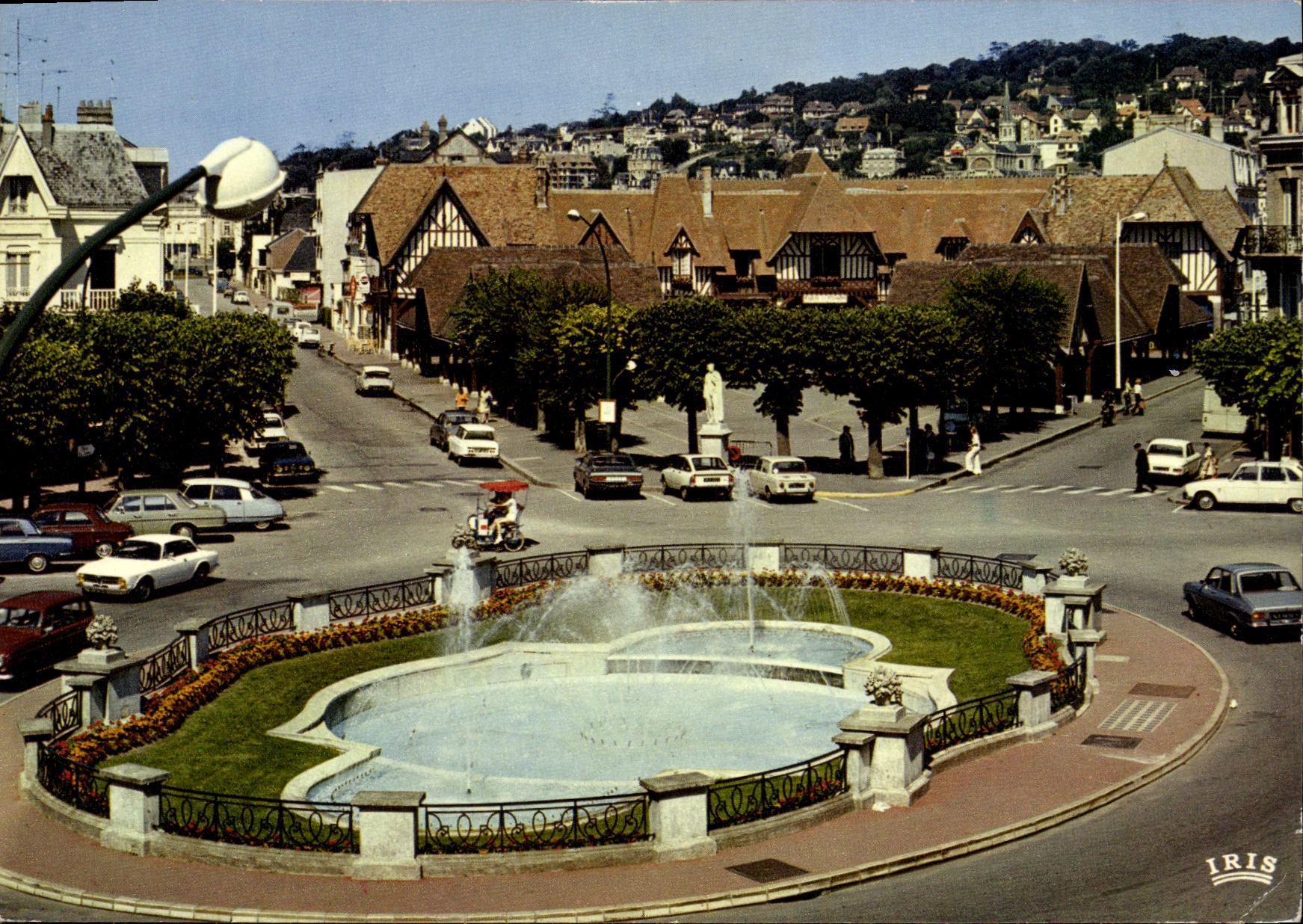 Deauville - Trouville (14) — Place de Morny — IRIS