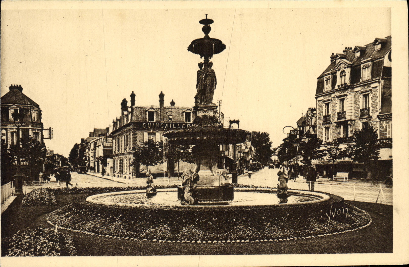 La Place Morny — Deauville (Calvados) — Éditions d'Art YVON