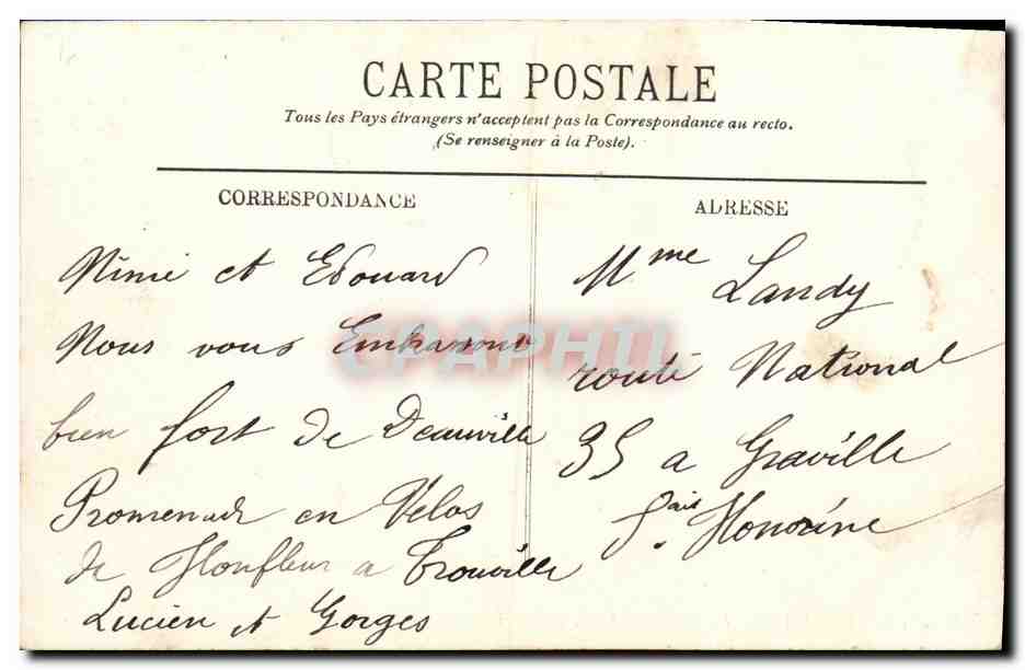 Deauville — De Place de la Gare, uitzicht op Deauville — LL. — Achterkant