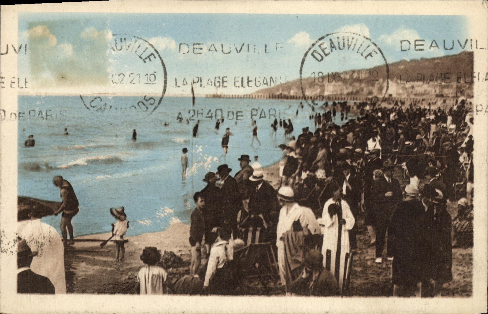 Deauville — La Plage Élégante — Éditeur : Deauville, n° 158